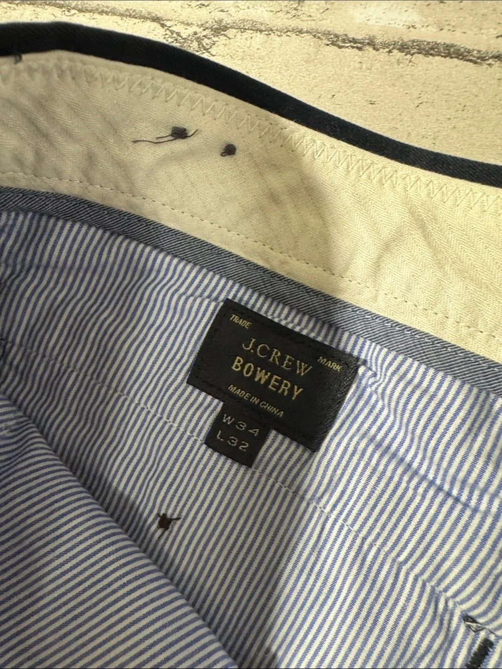 J. Crew mens 34x32 navy blue classic fit Bowery flat front chino pants EUC